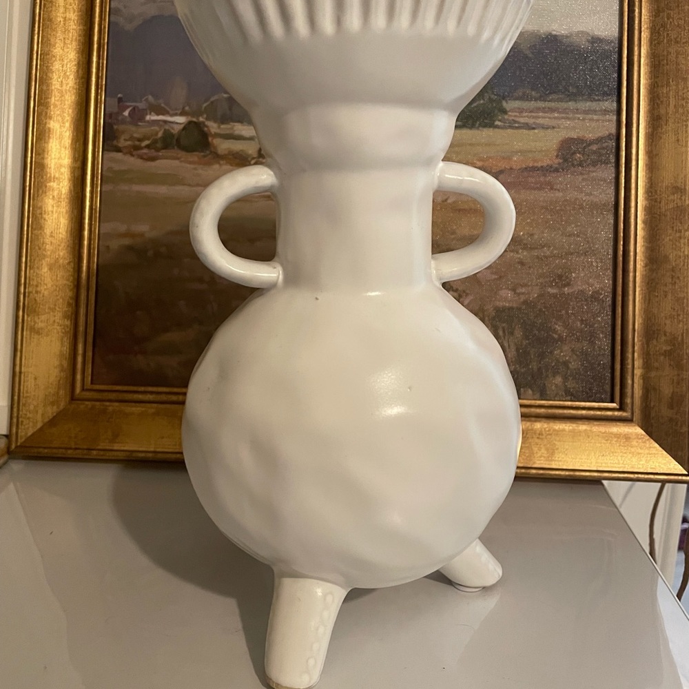 Vase - Picture 2 of 4